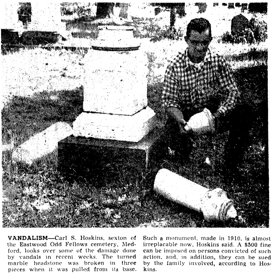 August 30, 1960 Medford Mail Tribune