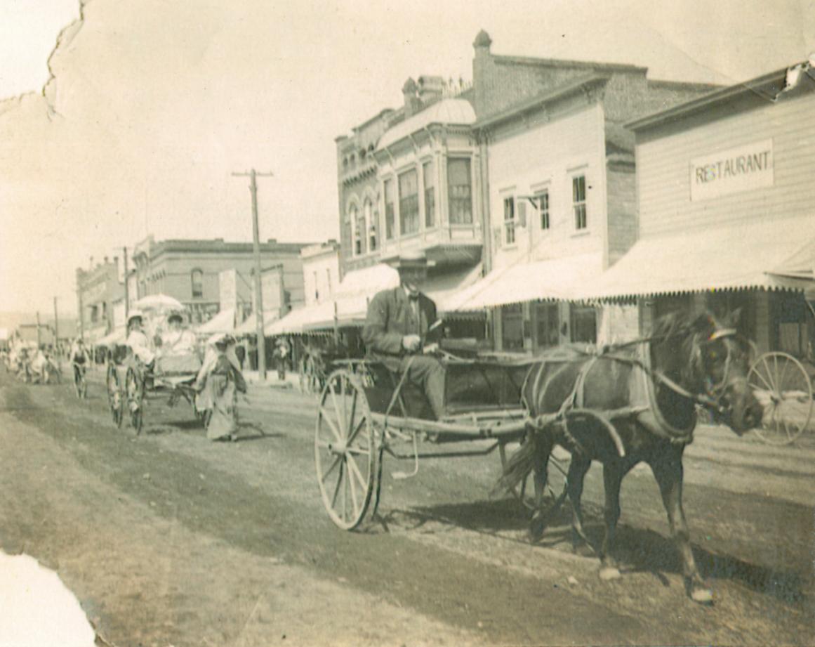 Children's Parade, East Main Street, Medford, Oregon July 4, 1904