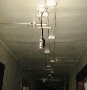 Post-and-tube wiring, 2006