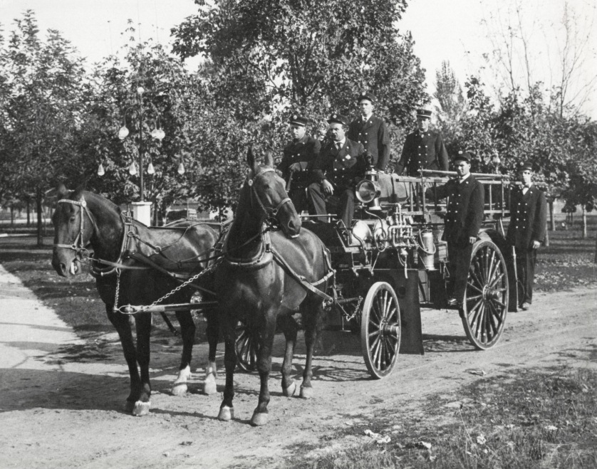 The new chemical wagon poses at the city park, 1907.
