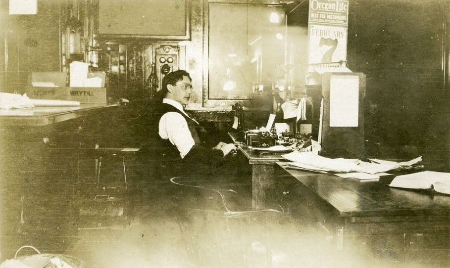 Grants Pass telegraph station, circa 1913-18