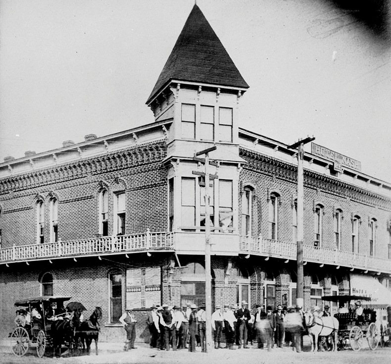Nash Hotel 1902